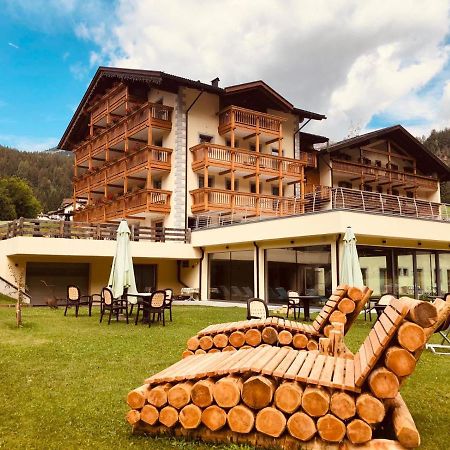 Wellness Hotel Dolomia Soraga Exterior foto