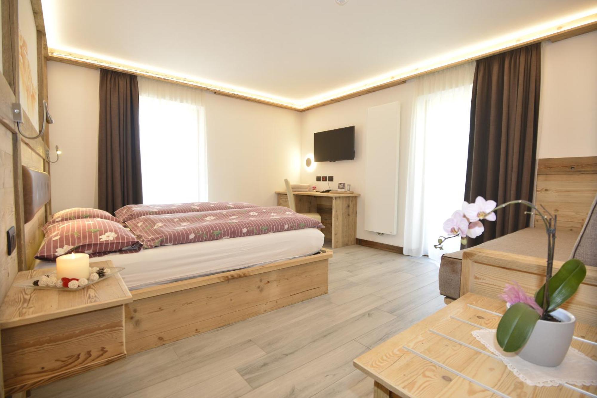 Wellness Hotel Dolomia Soraga Exterior foto