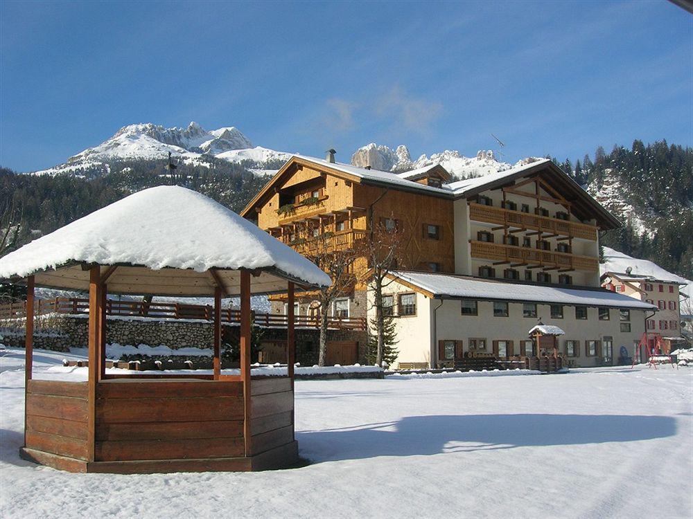 Wellness Hotel Dolomia Soraga Exterior foto